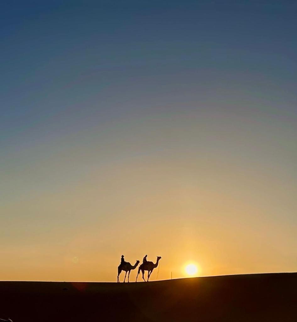 Oman Desert Private Camp Shāhiq Kültér fotó